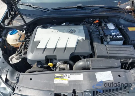 2014 Volkswagen Golf 2.0L Tdi z USA, uszkodzony, nr VIN WVWDM7AJ4EW011626